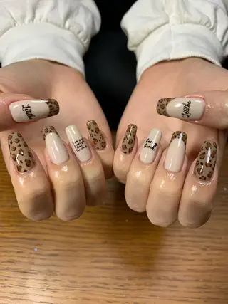 ネイル 大崎 奈々のネイルデザイン