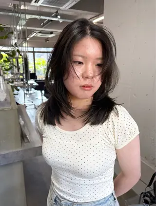 ミディアム ハッシュカット🎀 レイヤーカットのヘアスタイル