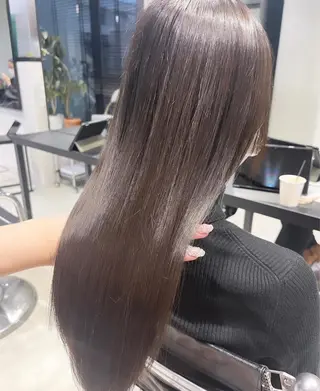 ロング カラー パーマ ヘアアレンジ 透明感/オリーブ/ グレージュ/YUKAのヘアスタイル