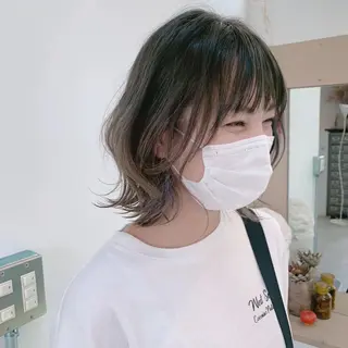カラー 綿貫 美雪のヘアスタイル