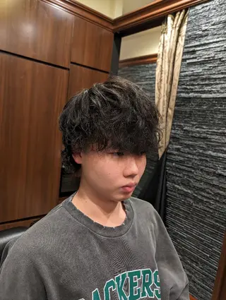 ミディアム ヒロ銀座上野店 柴田佳祐のヘアスタイル