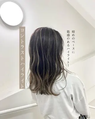 ミディアム 岩尾 凪のヘアスタイル