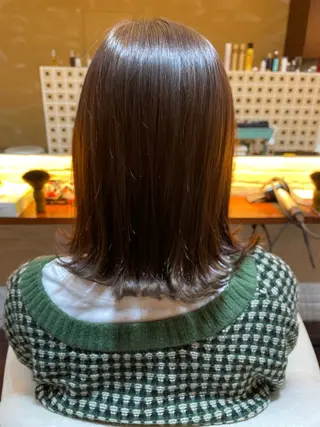ミディアム カラー CoCooN amiのヘアスタイル