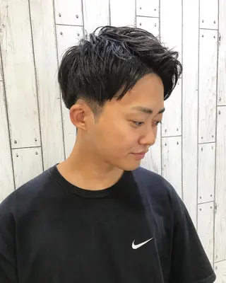 ショート カラー メンズ 🟦メンズパーマ🟦 横浜駅｜小上馬淳司のヘアスタイル