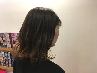 セミロング カラー コンドウ サラのヘアスタイル