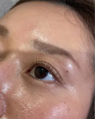 マツエク・マツパ 井上 真里奈のヘアスタイル