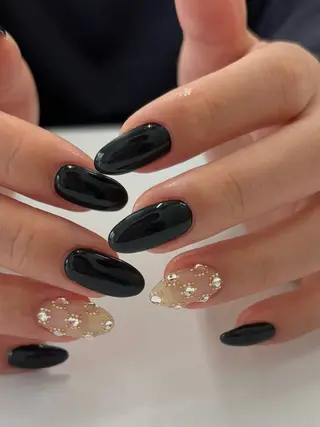 ネイル GOTODAY 原宿kalon店所属・☽ nju_nailのネイルデザイン