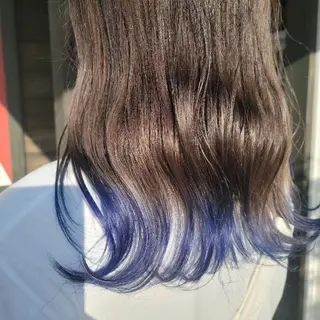 ロング カラー 森岡 紗羽のヘアスタイル