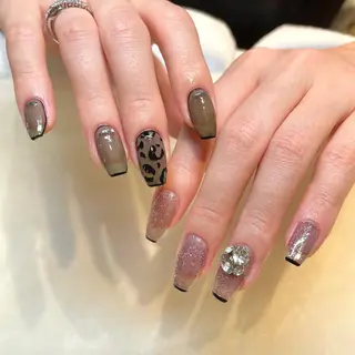 ネイル 新井 ひなののネイルデザイン