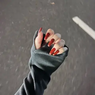 ネイル 深井 綸のネイルデザイン