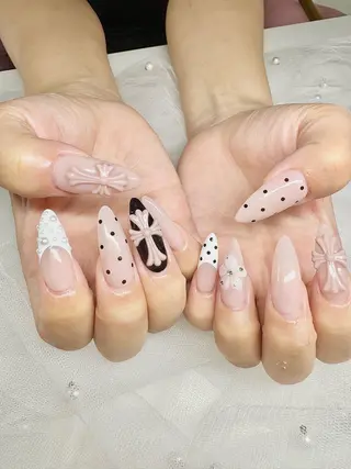 ネイル 🫧🎀nachi 🎀🫧のネイルデザイン