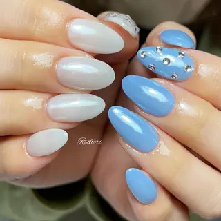 セミロング カラー ネイル richeri beautyのエステ・リラクイメージ