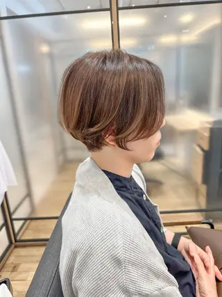 ショート シノハラ ガクト ショート/白髪ぼかしのヘアスタイル