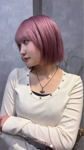 ショート 🌐NATSUMI 🌐【寒色カラー】のヘアスタイル