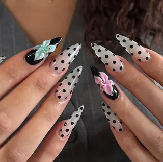 ネイル CoMo Nailのネイルデザイン