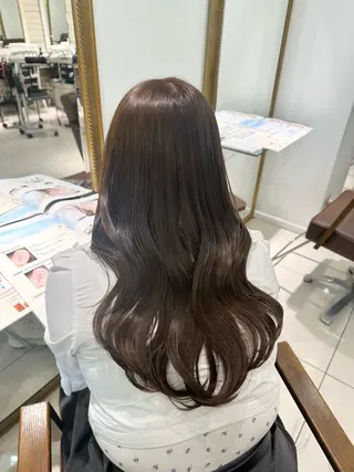 ロング カラー 髪質改善艶カラー🩶 Nanako ⟡.·のヘアスタイル