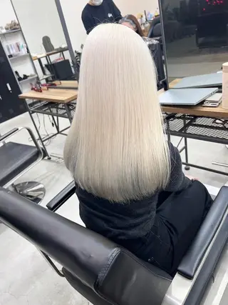 ミディアム カラー特化Eir 田嶋のヘアスタイル