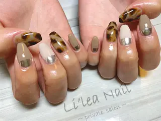 ネイル Li'leaNail AINAのネイルデザイン
