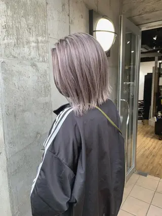ミディアム カラー ミルクティーベージュ ブリーチ 店長 清水のヘアスタイル