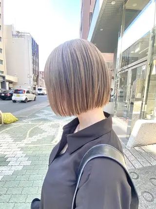 ショート カラー BOB🌟ハイトーン /ブリーチ/TAKUのヘアスタイル