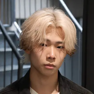 ショート カラー 渋谷のブリーチカラー シェフ🧑‍🍳蓮のヘアスタイル