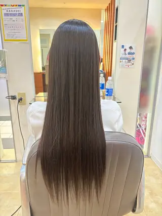 ロング 尾崎 優花のヘアスタイル