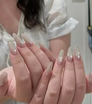 ネイル T.Lee Nail Lilyのネイルデザイン