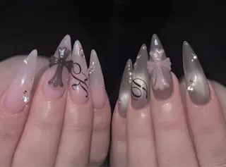 ネイル Sora  Nail 長さ出し専門店のネイルデザイン