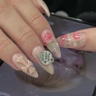 ネイル BERA NAILSのネイルデザイン