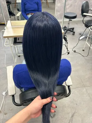 ロング カラー MOMO艶髪 🩵モテカラーのヘアスタイル