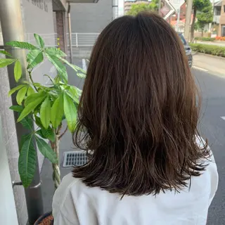 カラー mu ku.のヘアスタイル