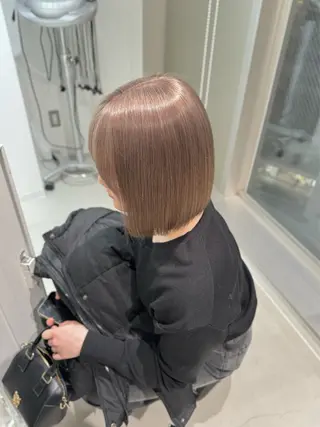 ショート カラー 店長 MANAMI /ブリーチ/骨格ボブのヘアスタイル