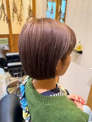 ショート カラー 🤍江坂 ハヤシアヤナ🤍のヘアスタイル