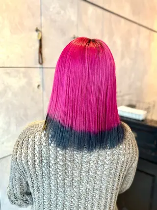 ミディアム カラー 🌈インナーカラー ‘ショウマ’🌈のヘアスタイル