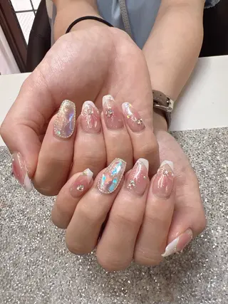 ネイル ガレンドウ 白澤 愛子のネイルデザイン