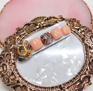 ネイル CROWN プライベートサロンのネイルデザイン