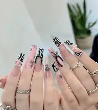 ネイル 長さだし専門店 M2　rikaのネイルデザイン