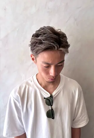 ショート カラー メンズ 本厚木パーマ＆ブリー チ特化メンズショートのヘアスタイル