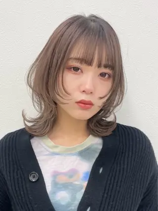 ミディアム ウルフカット/ボブ りなのヘアスタイル