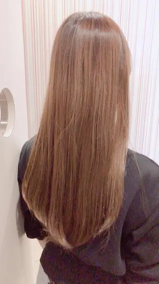 ロング 癖毛、多毛の方歓迎 三浦　麻衣のヘアスタイル