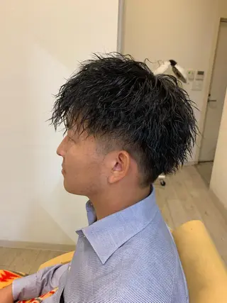 ショート メンズ 岡本 幸法のヘアスタイル