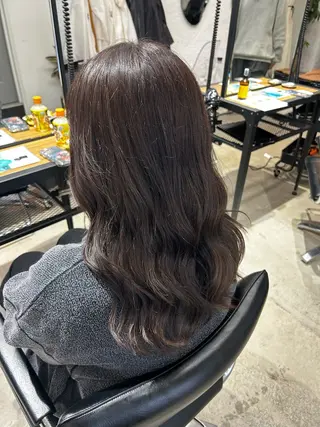 セミロング カラー なかじま しほののヘアスタイル