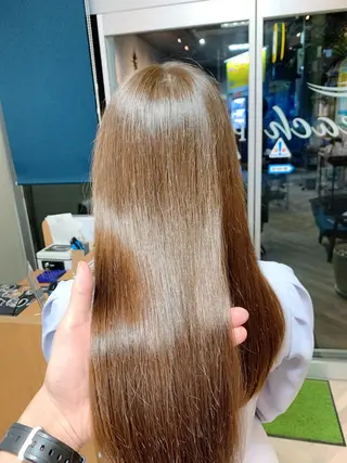 セミロング カラー Beach 代表 KENTAのヘアスタイル