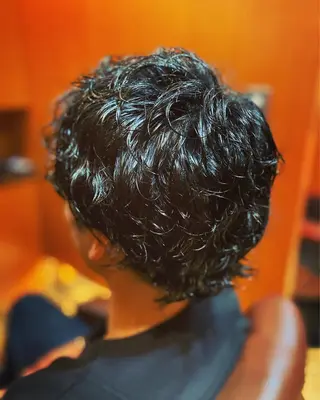 ミディアム 北川 竜也のヘアスタイル