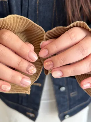 ネイル SALON VILLAGE Aoyama 2nd.所属・yuri. 🪷のネイルデザイン