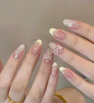 ネイル VIVIAN リサのネイルデザイン