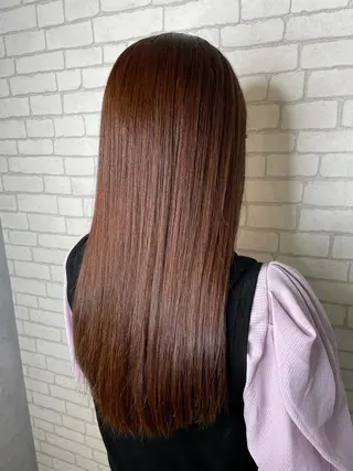 ロング カラー アートディレクター 尾内 友美のヘアスタイル