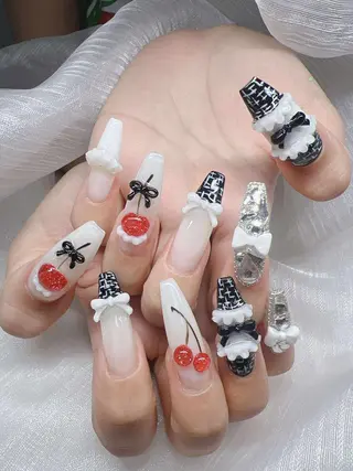 ネイル Lee Nailsのネイルデザイン