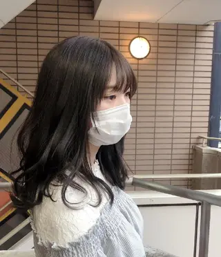 ミディアム カラー ヘアアレンジ Joshua / 素髪改善のヘアスタイル