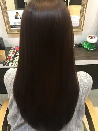 ロング カラー 髪の病院  ルーミールームのヘアスタイル